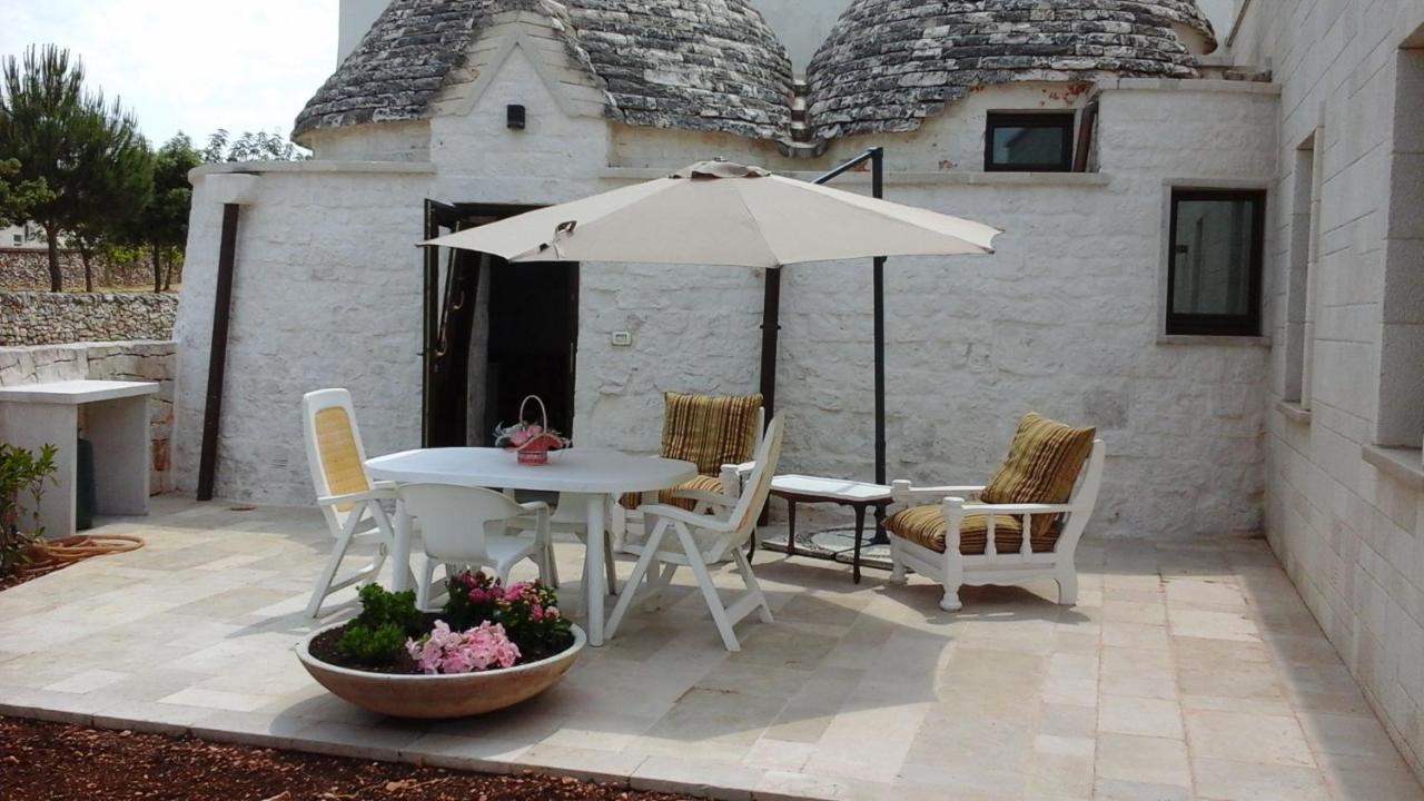 Trullo Sonia Nella Valle D'Itria Di Cisternino Villa Exterior photo